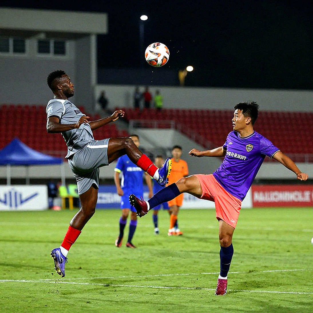 V.League: những kết luận được viết trên một bảng dữ liệu trống