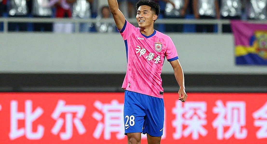 Bản báo cáo rỗng: hình học phòng ngự, khoảng trống VAR và cách V.League học lại từ số không