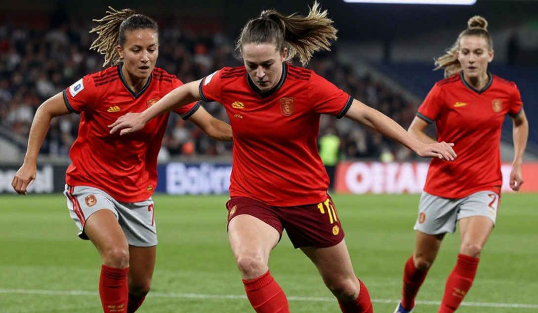 Giọt nước mắt của 'Piojo' Alvarado và dòng tiền cảm xúc phía sau thủy triều xanh México