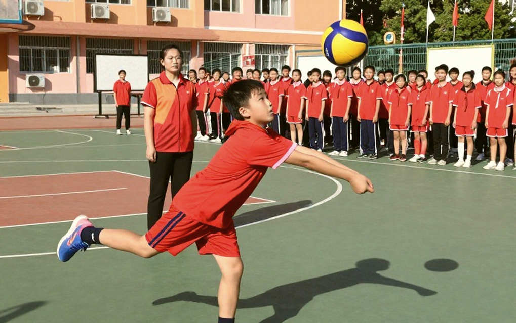 Bản tin rỗng và cái giá của sự vội vàng: bên trong nghề kiểm chứng thị trường chuyển nhượng