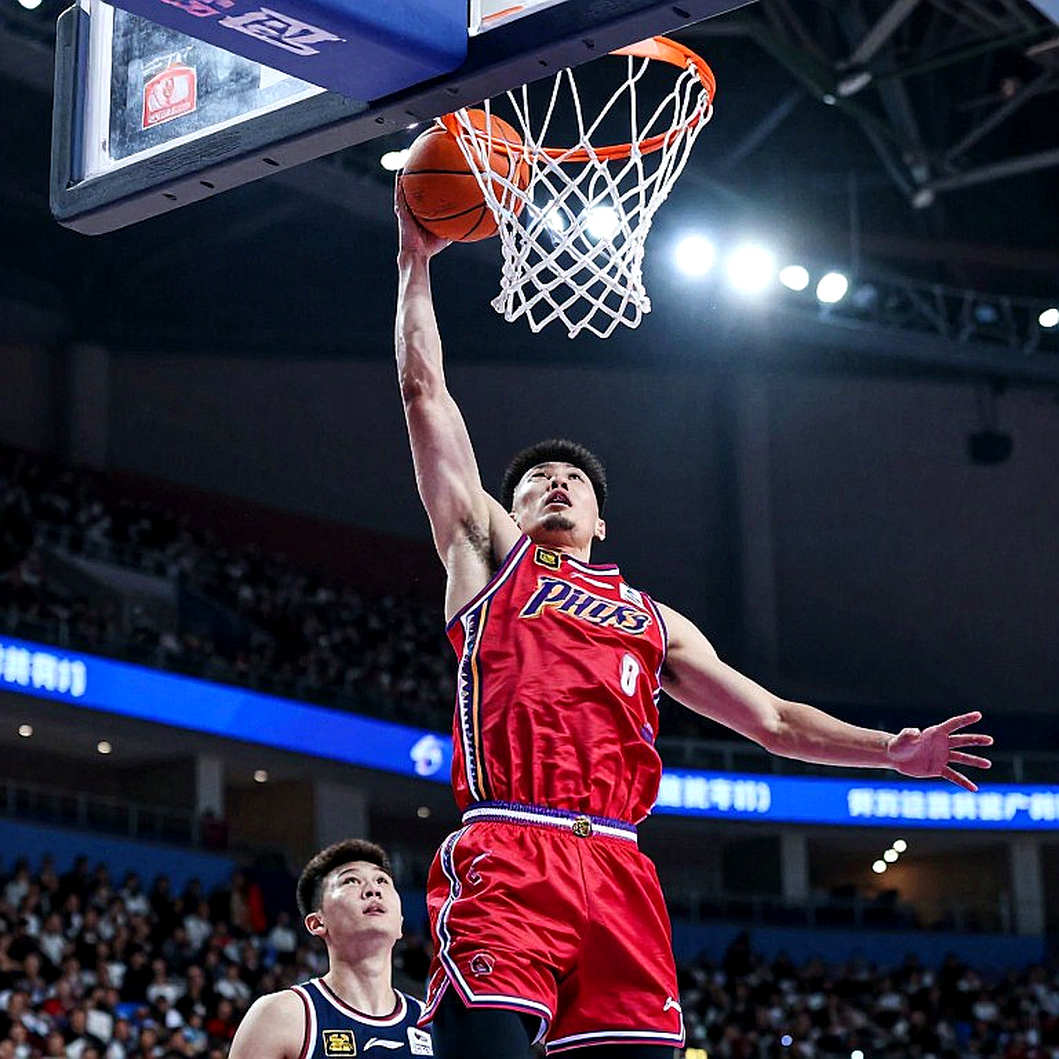 Real Madrid Win the First EuroLeague Super Cup: 93–89 Over Olympiacos, With a Blank Where the Prize Money Should Be Real Madrid Win the First EuroLeague Super Cup: 93–89 Over Olympiacos, With a Blank Where the Prize Money Should Be