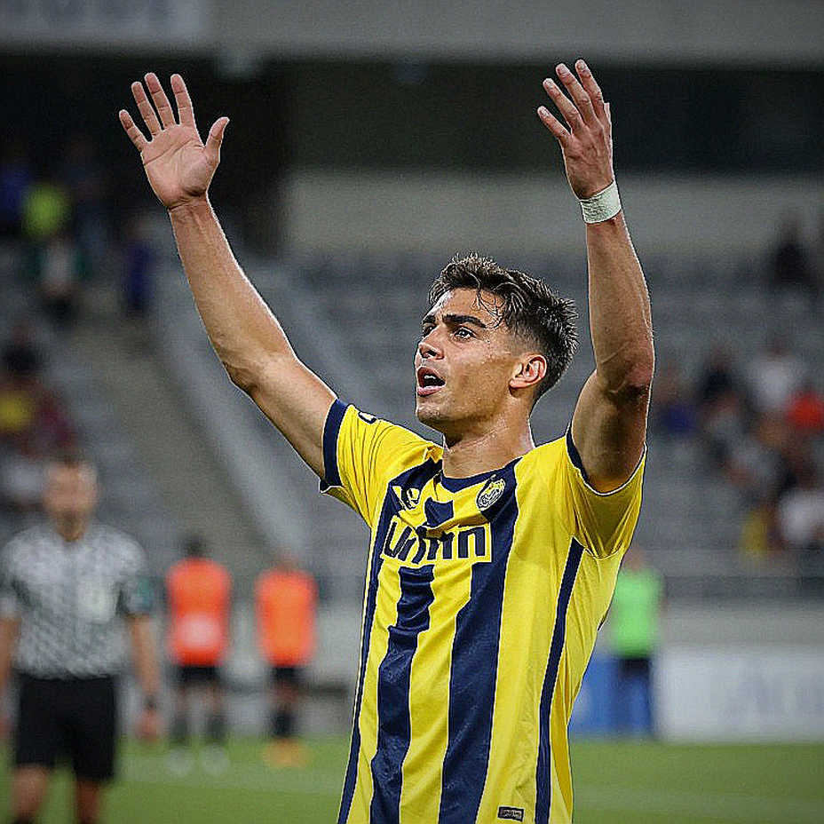 Al-Farraj Dismisses Malcom UAE Call-Up Talk on the Eve of the Gulf Cup