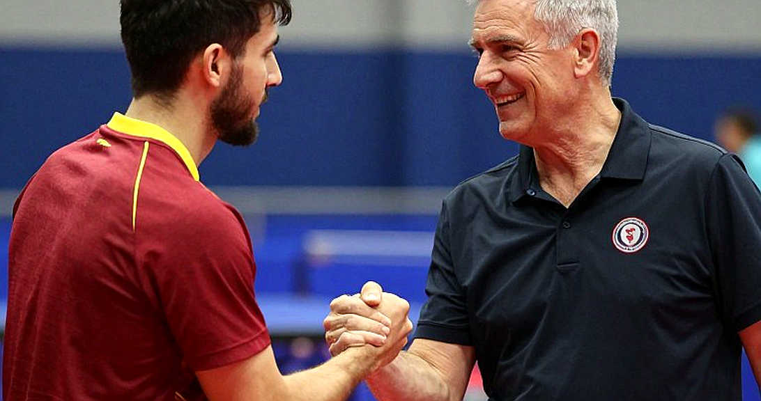 Antibes và hai chiếc ghế trống: bài học từ ngày thi đấu U19 châu Âu